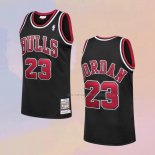 Camiseta Chicago Bulls Michael Jordan NO 23 Mitchell & Ness 1997-98 Negro3