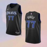 Camiseta Dallas Mavericks Luka Doncic NO 77 Ciudad 2023-24 Azul