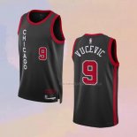 Camiseta Chicago Bulls Nikola Vucevic NO 9 Ciudad 2023-24 Negro